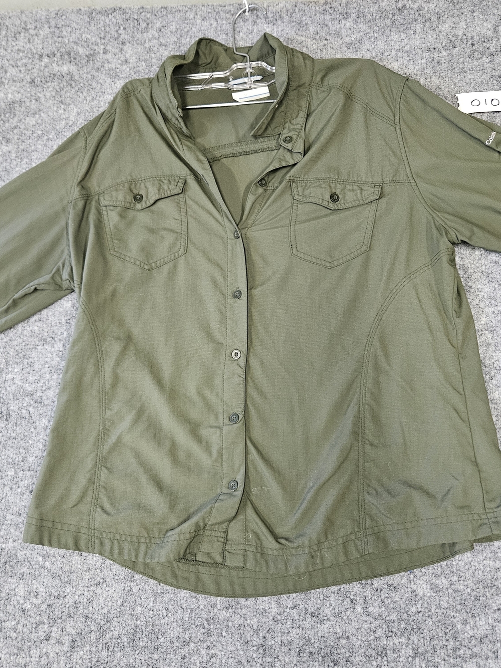 Columbia Women's Olive Green Button-Front Utility Shirt